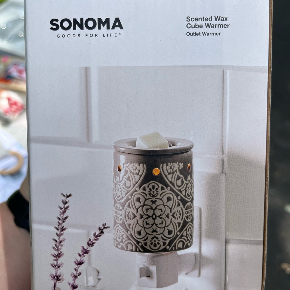 Wax cube warmer